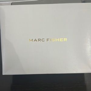 Marc fisher silver heels